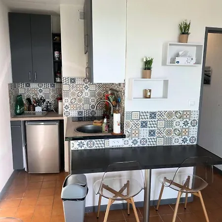 Verdon - Magnifique T2, Vue , A Proximite Des Plages Et Des Commerces Mae-6111 Appartement *